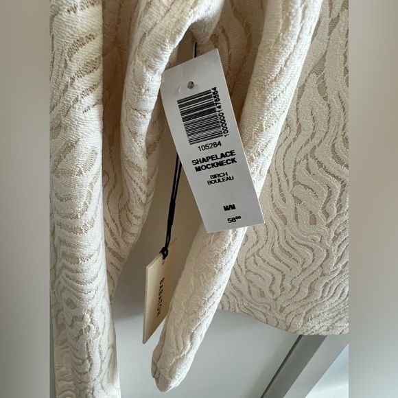 Babaton Shapelace Mockneck Longsleeve - Picture 5 of 8